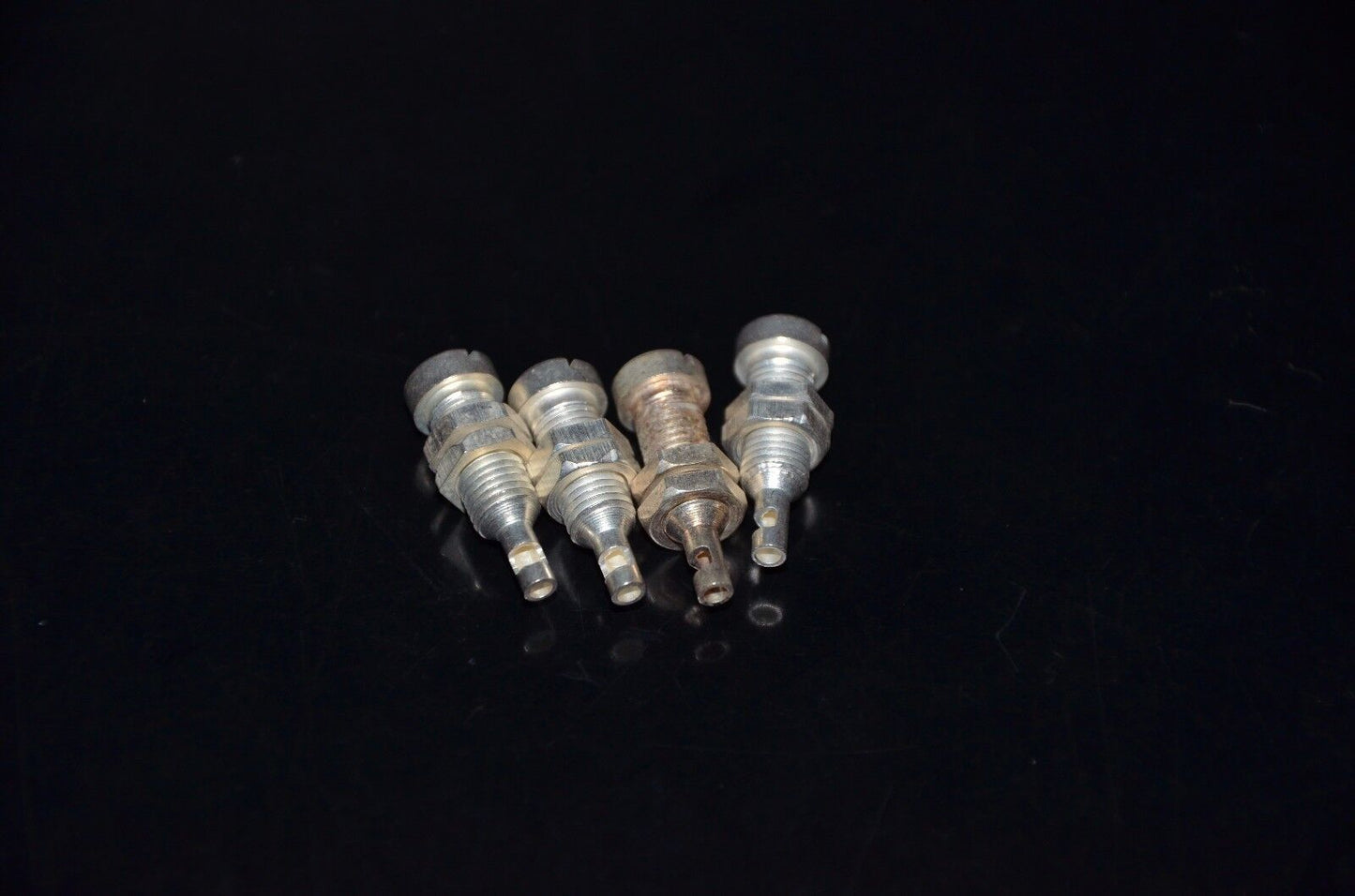 Two NOS Siemens Grounding Post Connectors (terminal) for tube audio Klangfilm