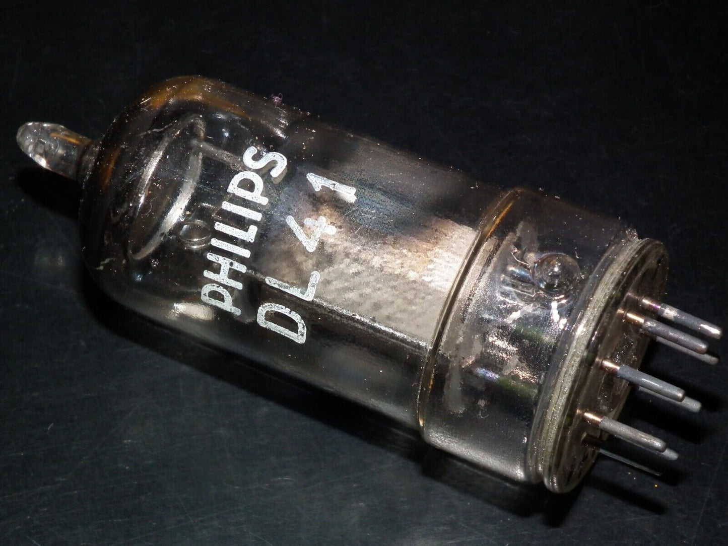 One (1 pcs) Philips DL41 Battery Output Pentode NOS NIB