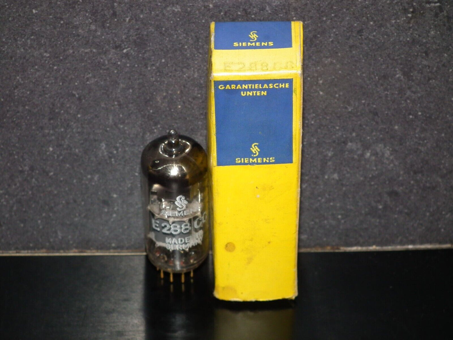 E288CC Siemens 8223 NOS NIB Tested Balanced Munich Tube Plant 16/17mA