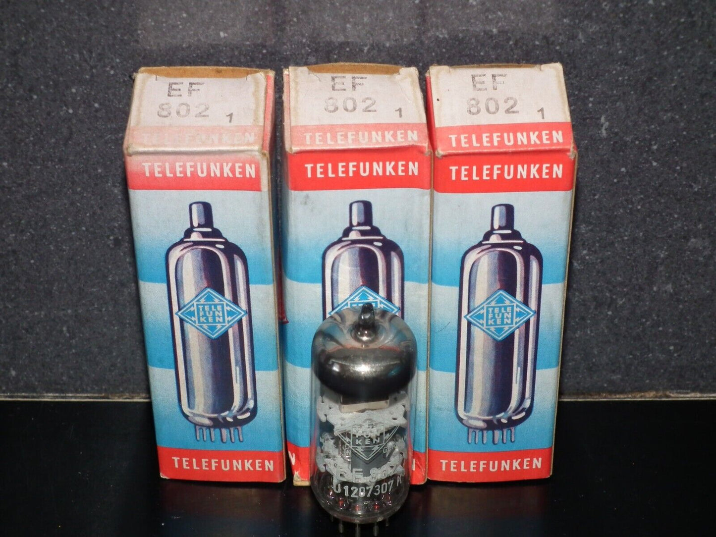 EF802 Telefunken Diamond Bottom NOS NIB (~EF800) Microphone Low Noise Pentode