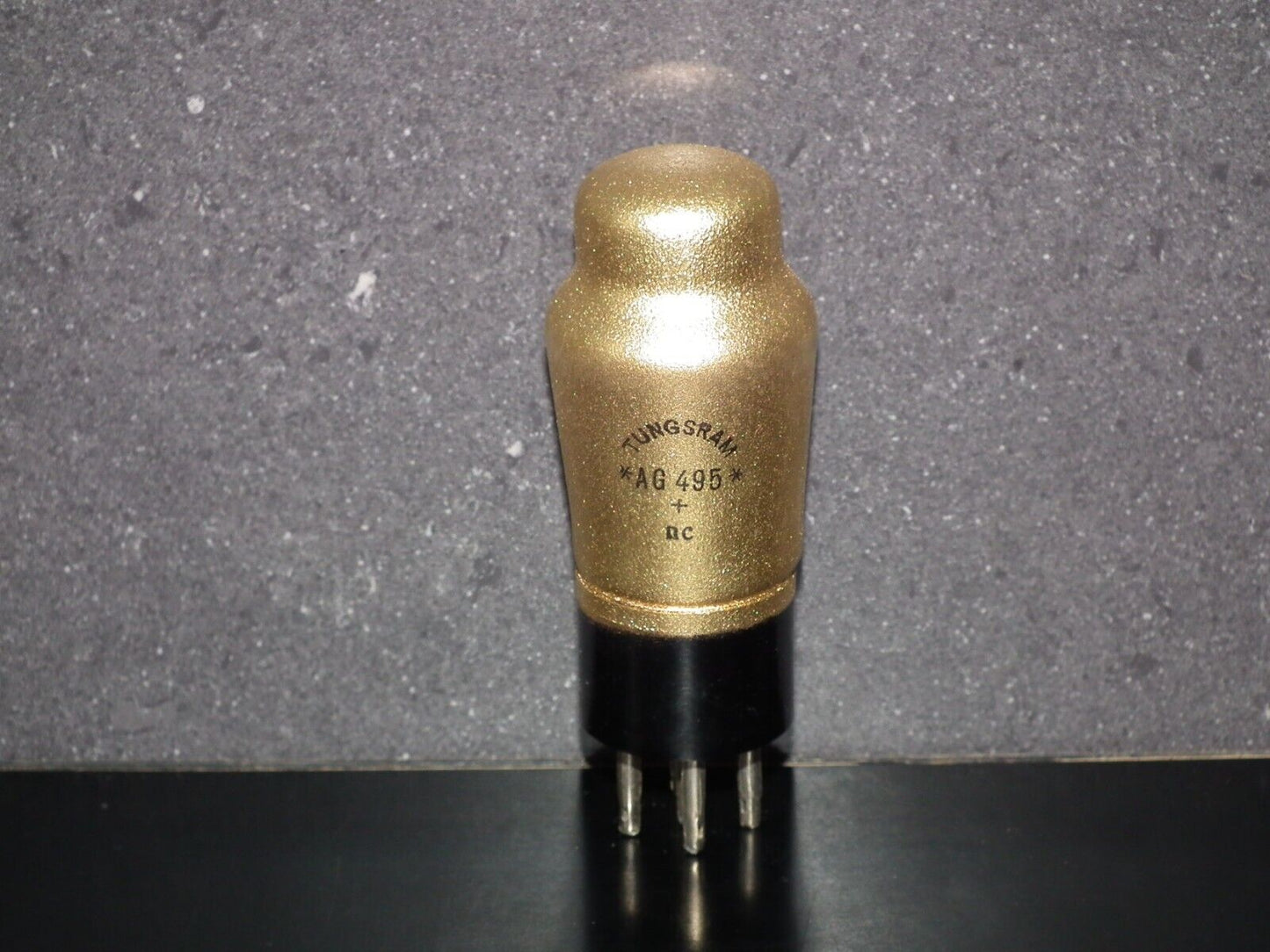 One (1 pcs) AG495 Tungsram REN904 NOS NIB