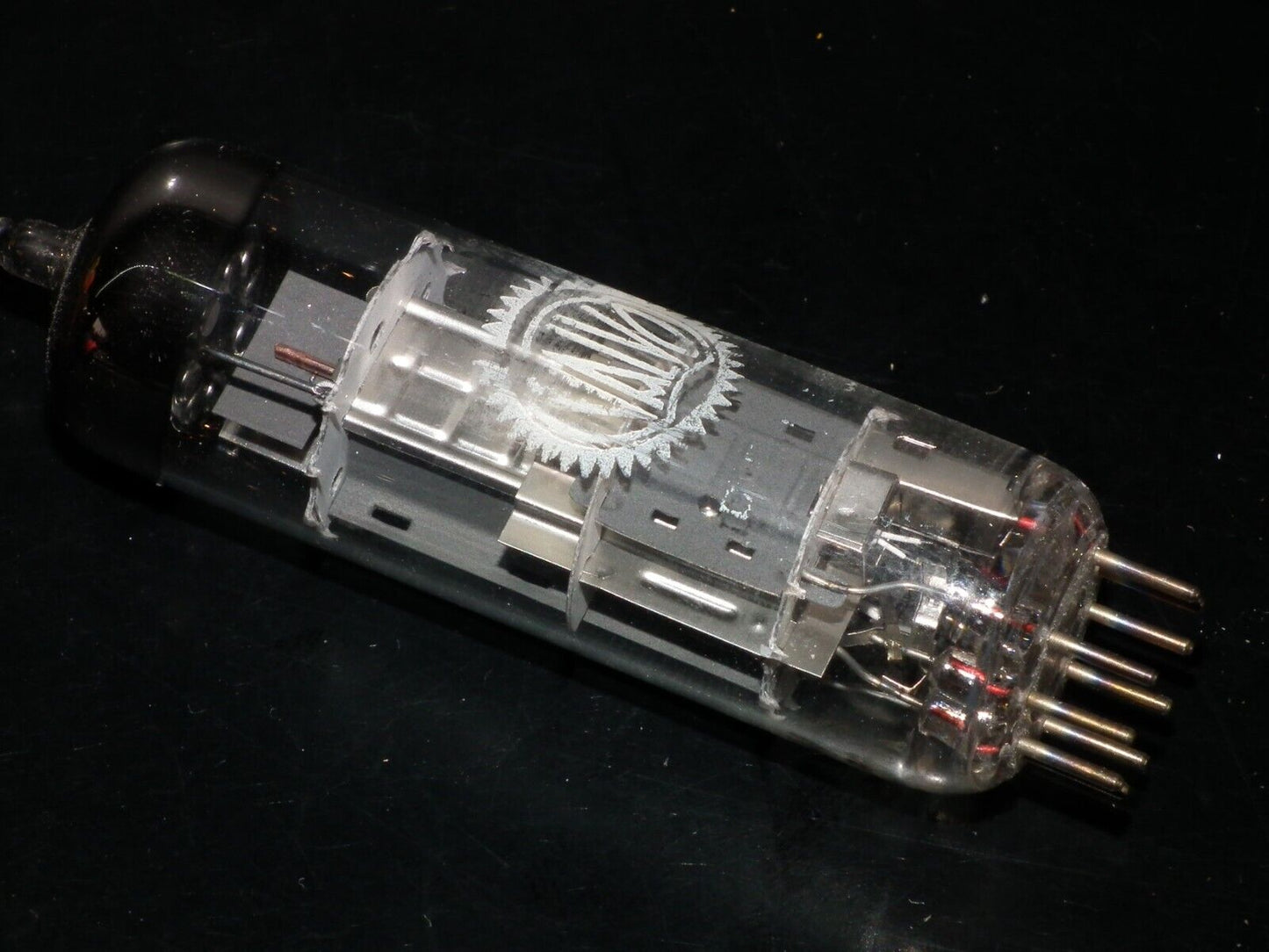 One (1 tube) PCL86 14GW8 Valvo NOS NIB