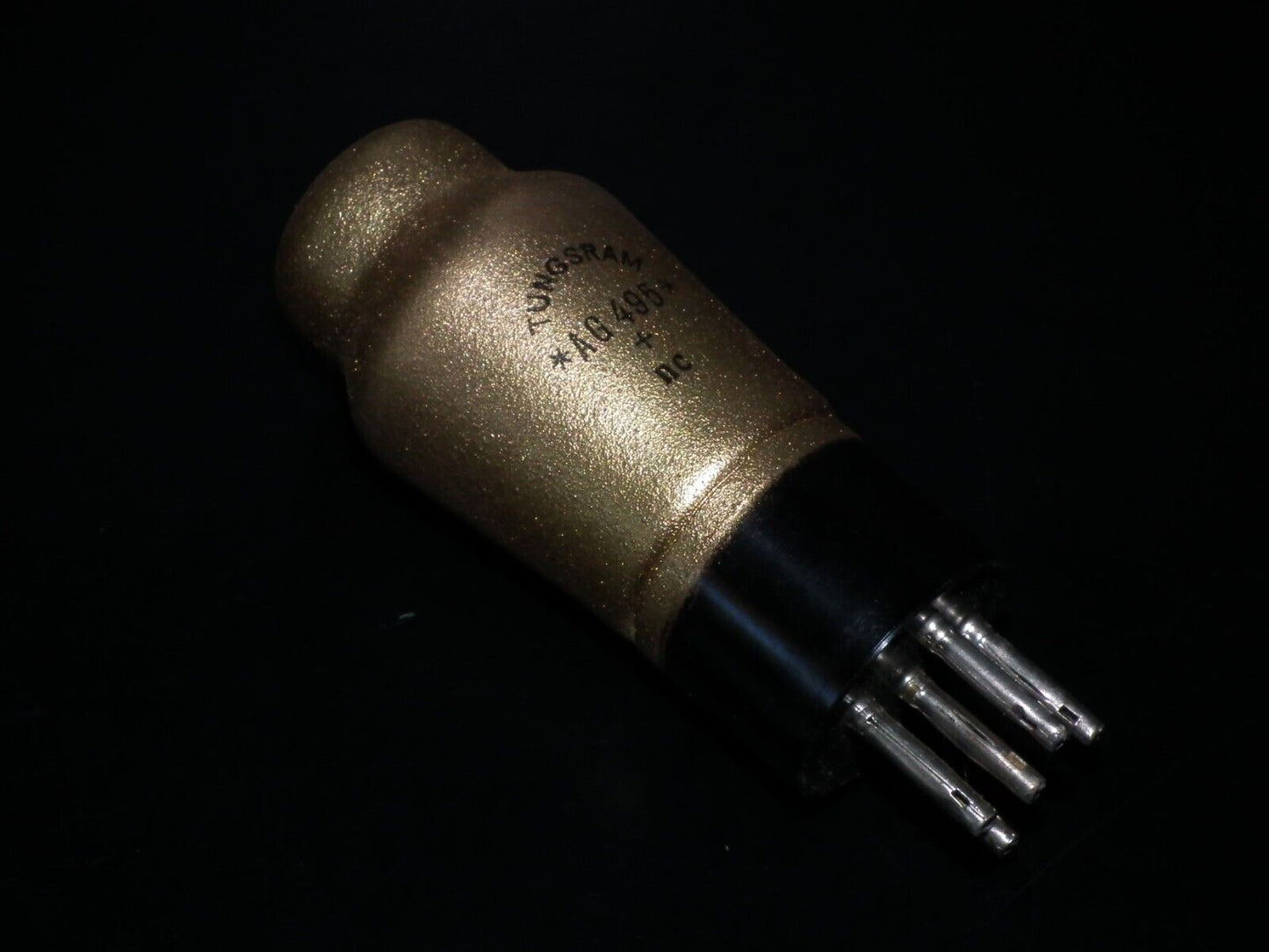 One (1 pcs) AG495 Tungsram REN904 NOS NIB