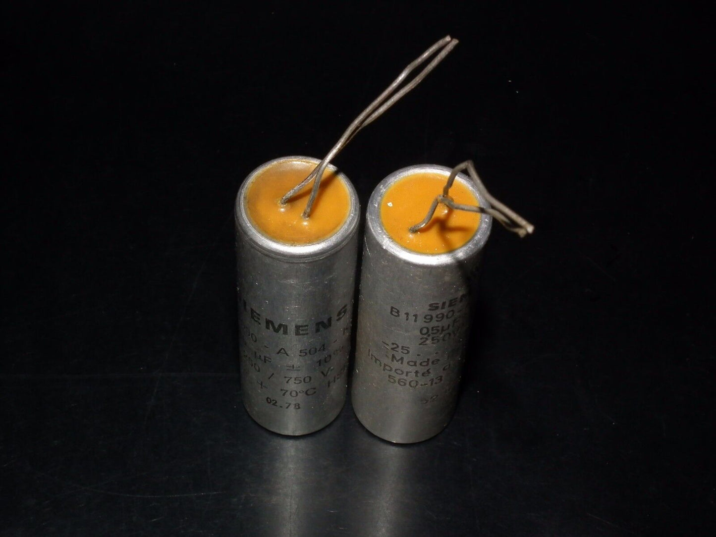 Two vintage NOS PIO Capacitors 0.5mfd 750V Siemens Klangfilm Hi End Tube Audio