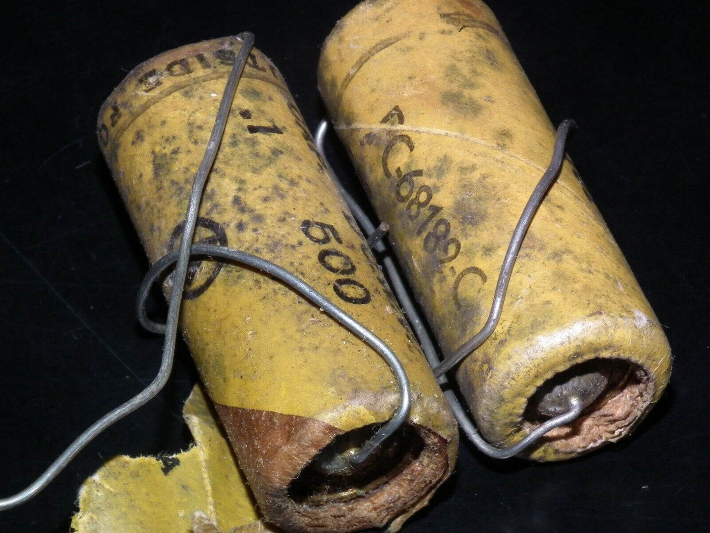 Two vintage Aerovox capacitors 0.1uF 500V NOS Guitar Amp MICAMOLD WAX PAPER