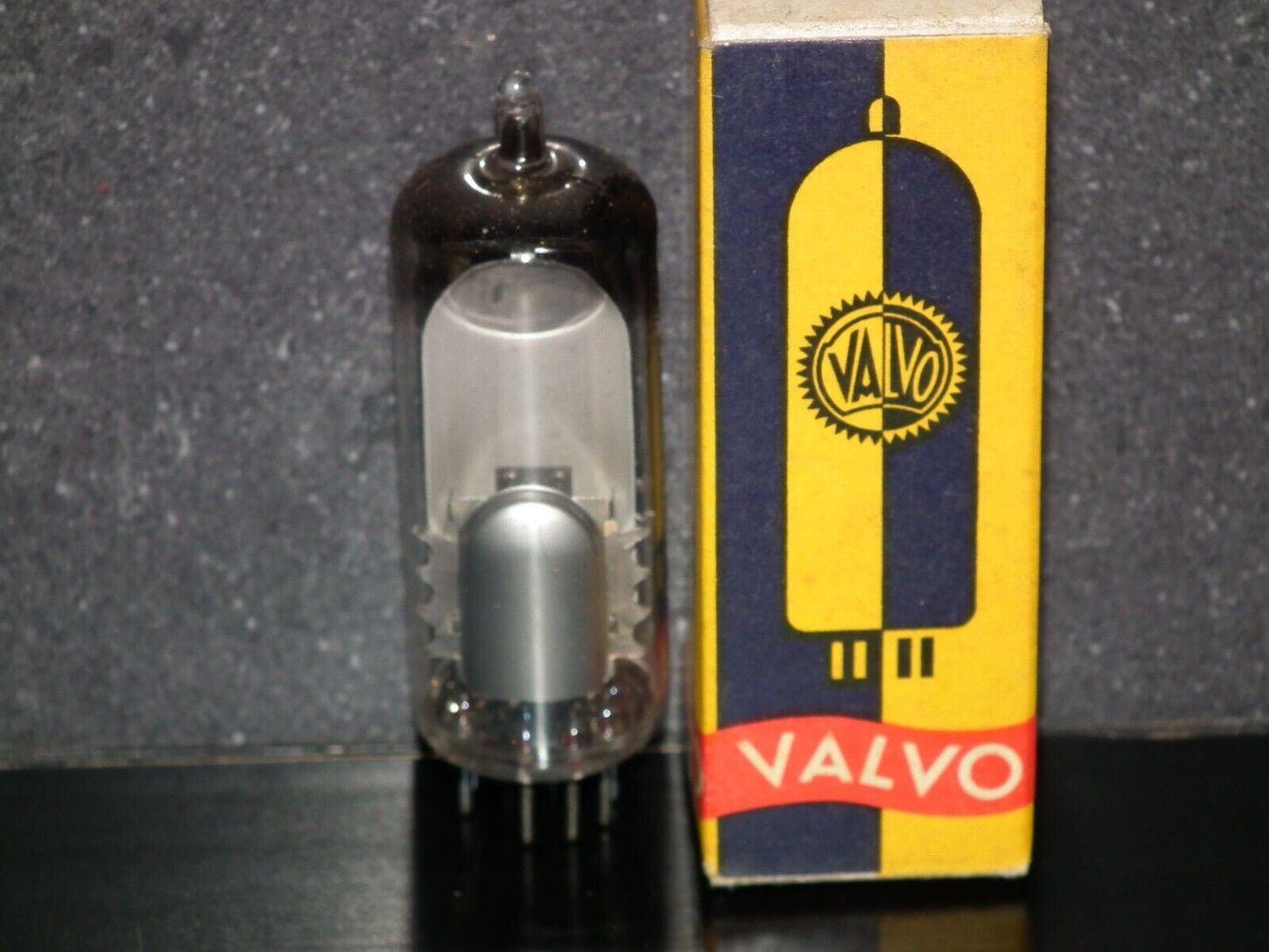 UM80 Valvo Tuning eye tube NOS NIB RARE Square Getter