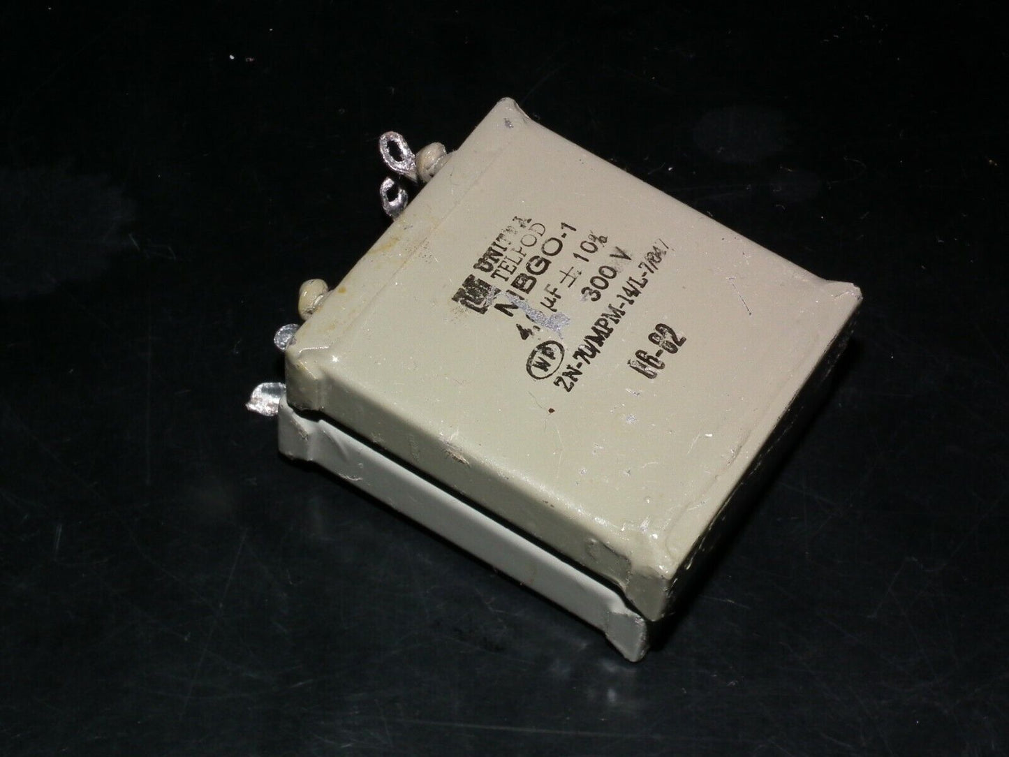 Two vintage Unitra PIO capacitors 4uF 300V 4mfd tube audio Glass End Seal 1981