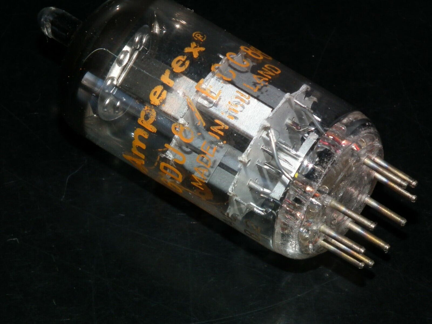ECC88 Amperex PQ 6DJ8 NOS balanced sections, low noise, strong example
