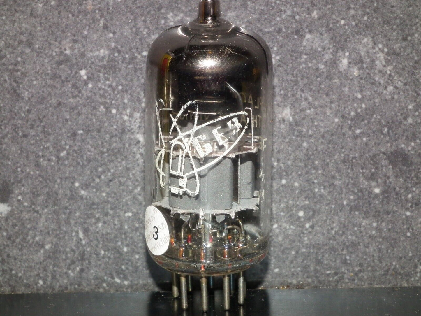 One (1 pcs) ECC88 Siemens 6DJ8 RARE Gray Shield Dual Stage Getter Rebranded GEB