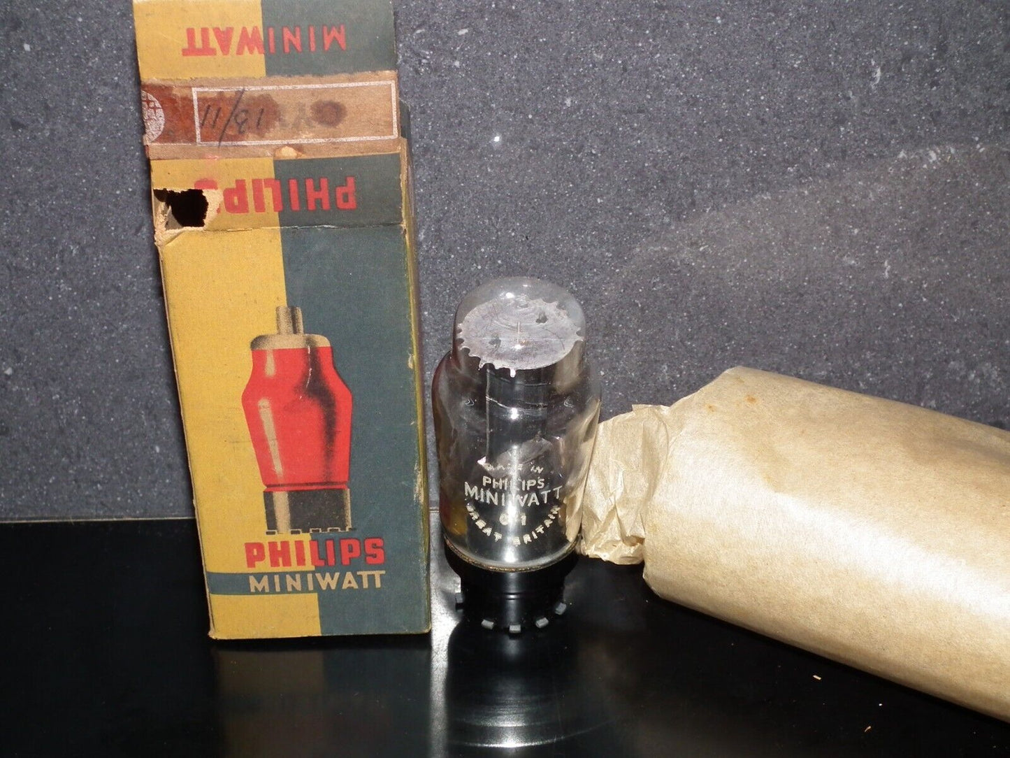 CY1 Philips NOS NIB Made by Mullard Great Britain