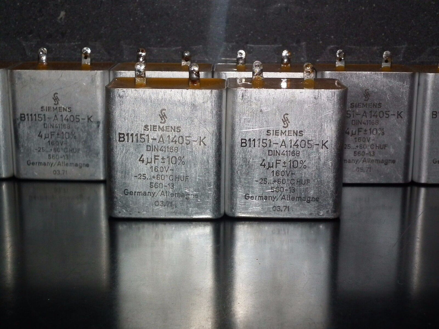 Two vintage Siemens PIO capacitors 4 uF 160V Klangfilm Made in Germany 1971 4mfd