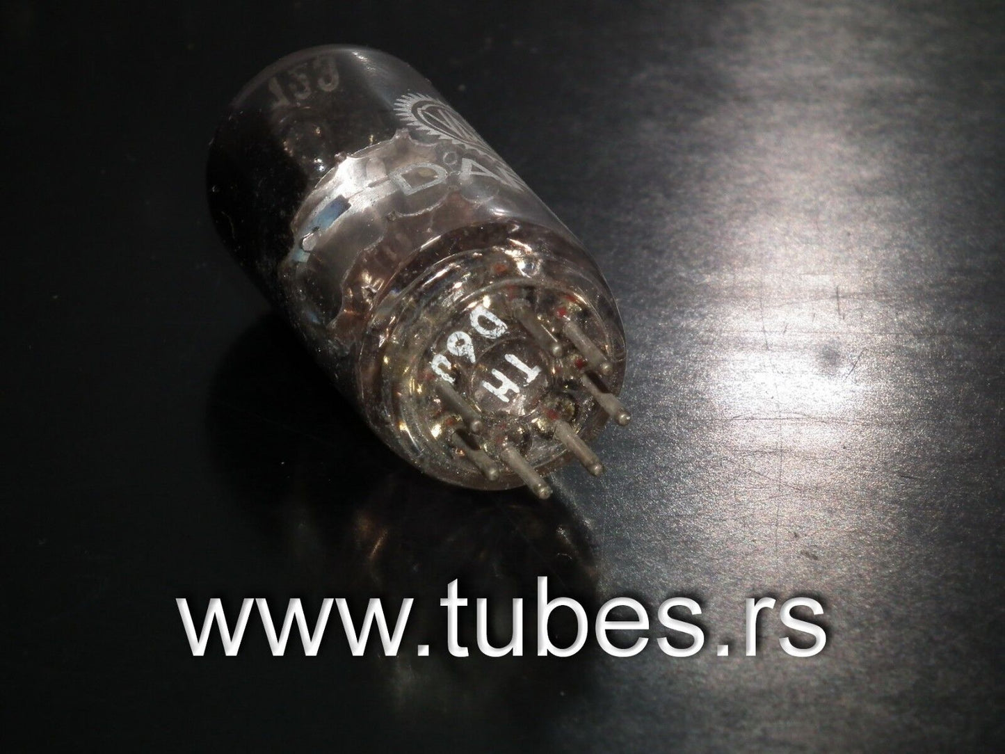 DAF96 Valvo NOS battery tube, the oldest production type, rare spot getter!!!