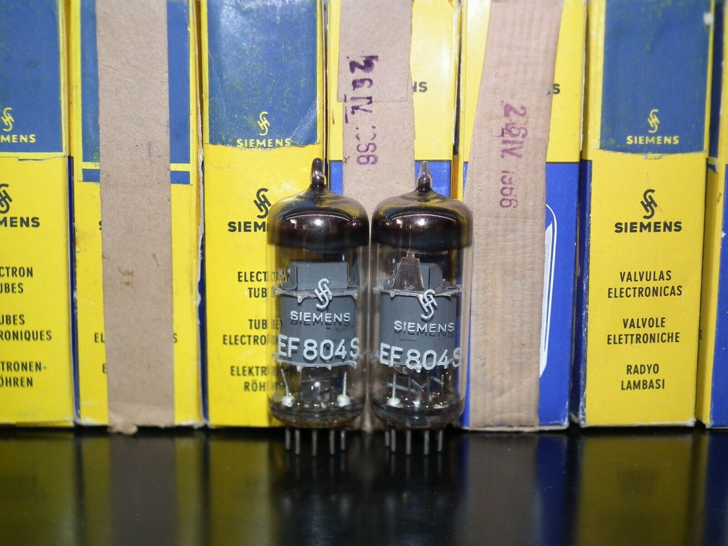 EF804S Telefunken NOS Platinum Matched Pair Low Noise Diamond Bottom Siemens