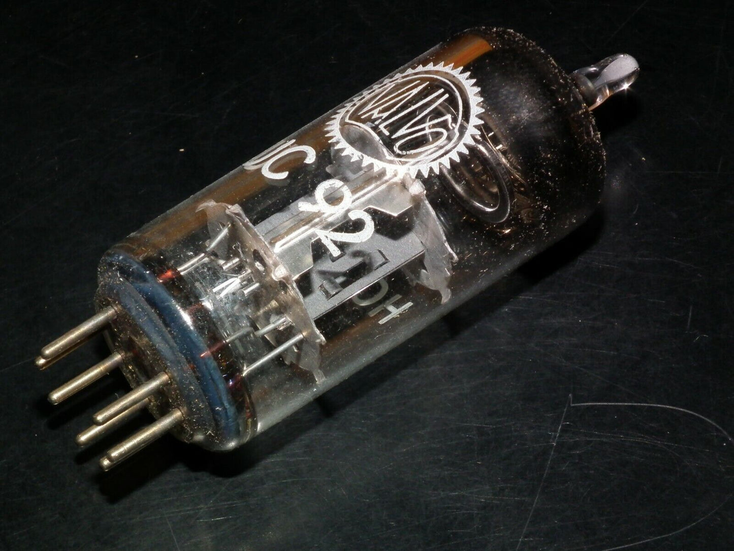 UC92 Telefunken rebranded Valvo NOS NIB Diamond Bottom Microphone preamp 9AB4