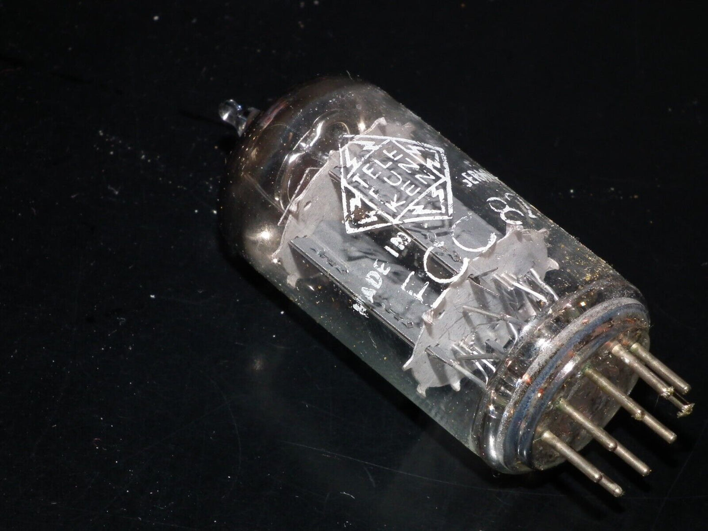 NOS ECC82 Telefunken 12AU7 Diamond Bottom Same Codes West Germany