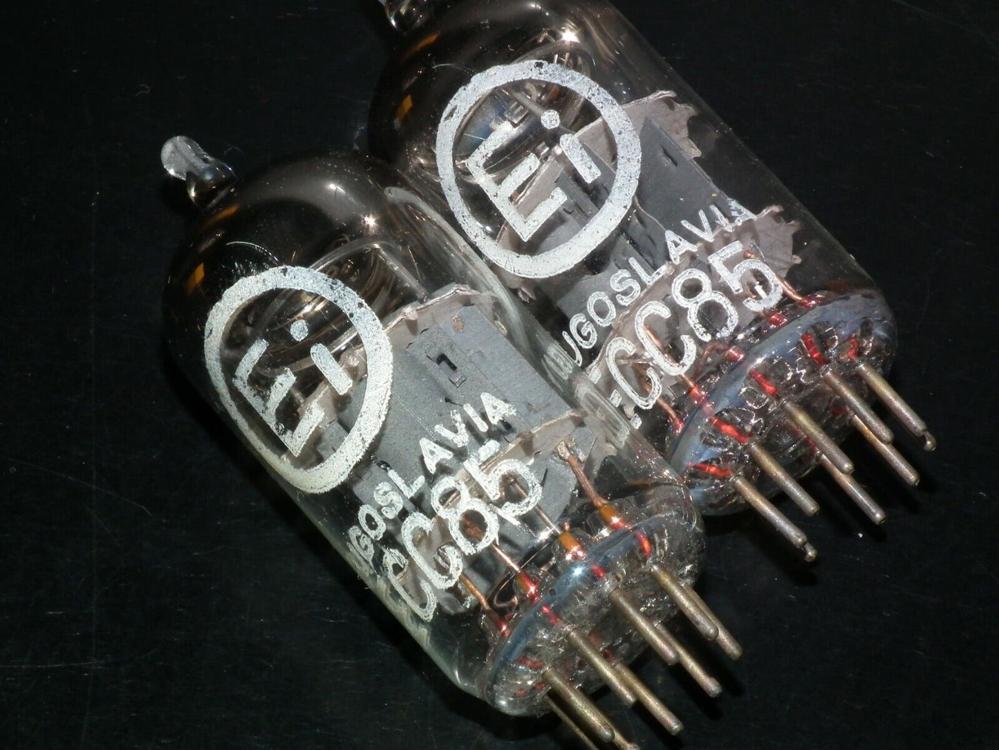 One tube (1pcs) ECC85 6AQ8 EI Philips NOS NIB Old type early 70s