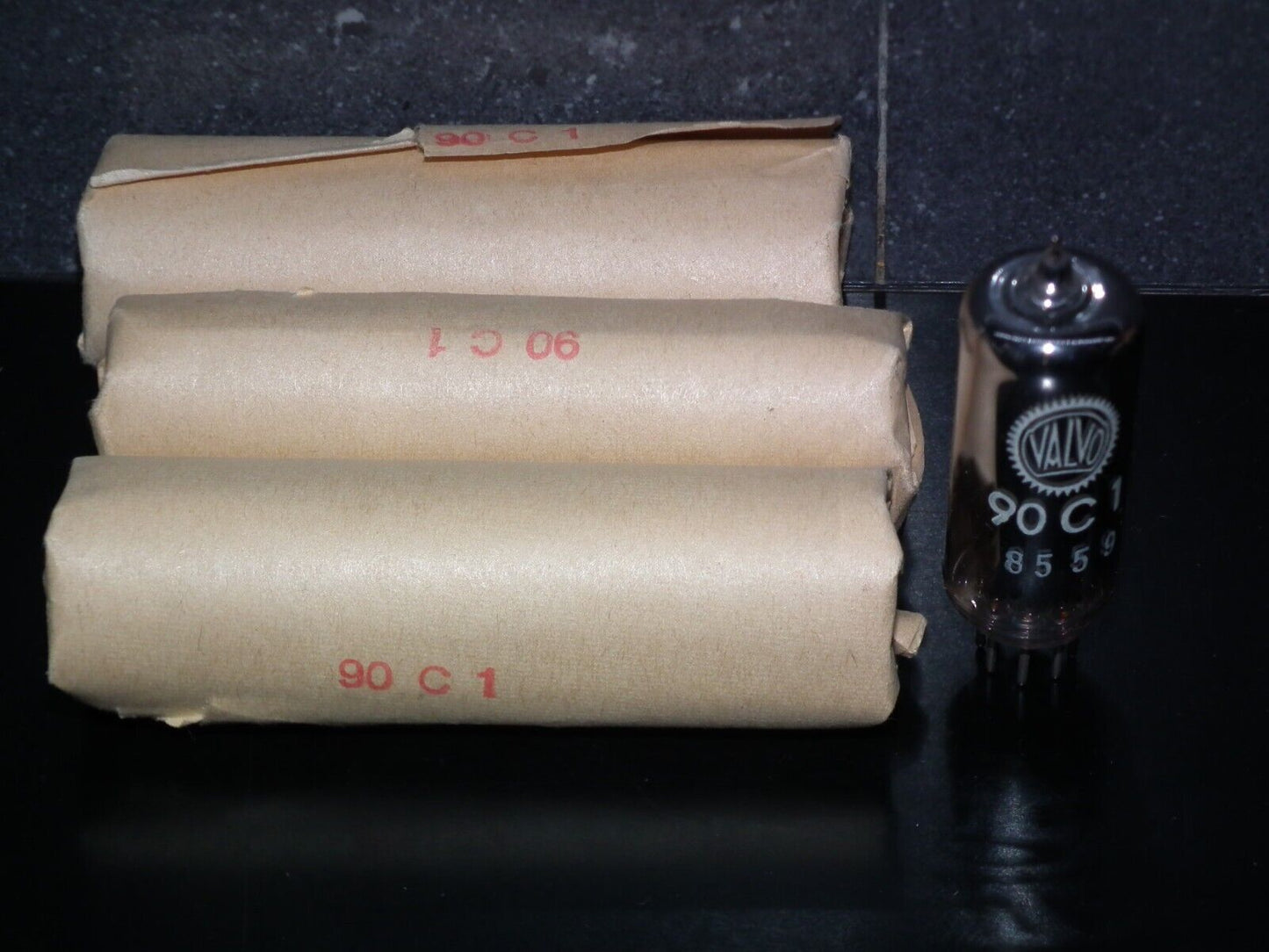 90C1 Valvo OH3 0H3 NOS voltage regulator tube STR90/40 in original wrap pack