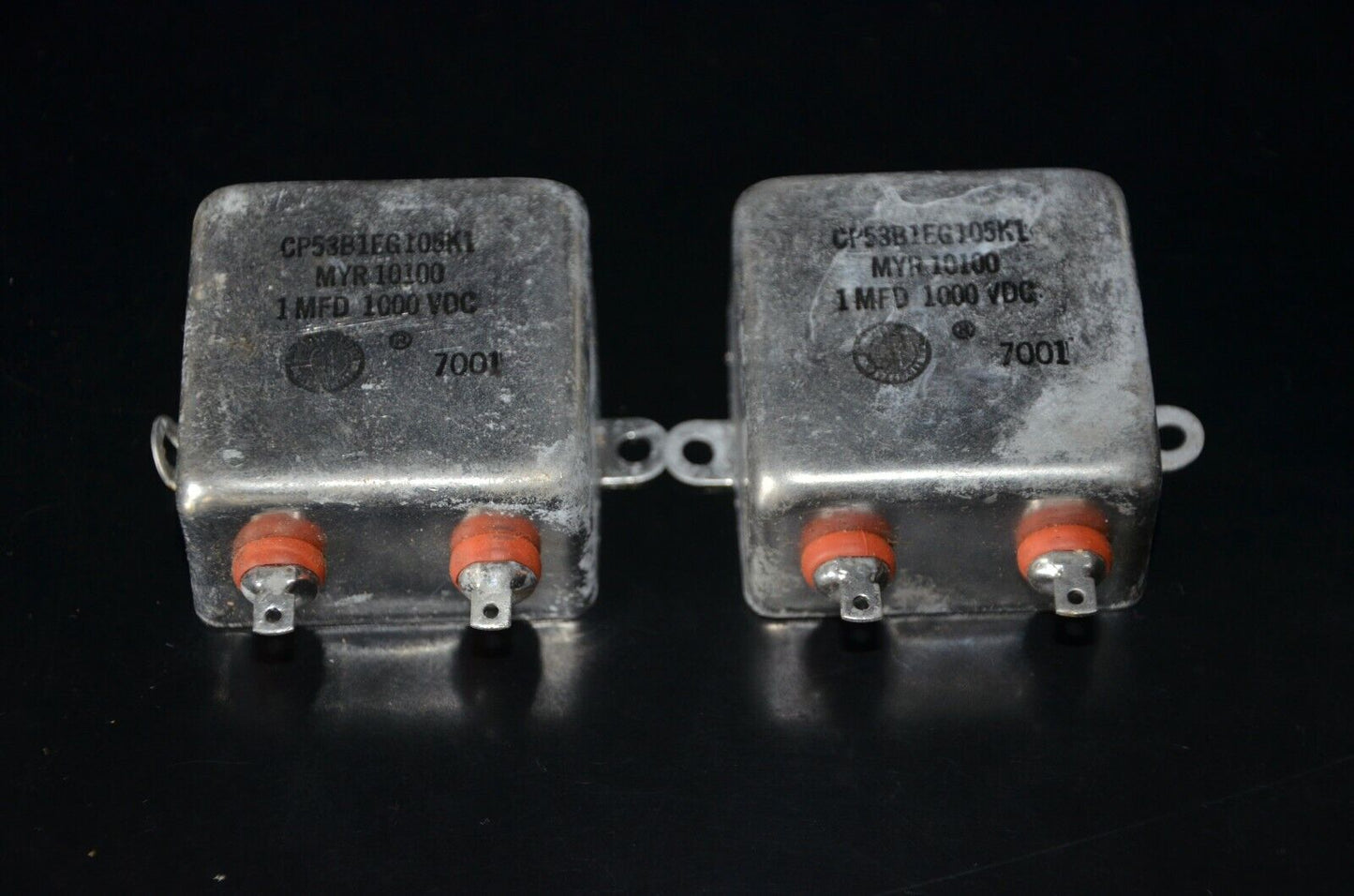 NOS WEST CAP SPRAGUE PIO hermetically sealed capacitor 1u 1000V CP53B1EG105K1