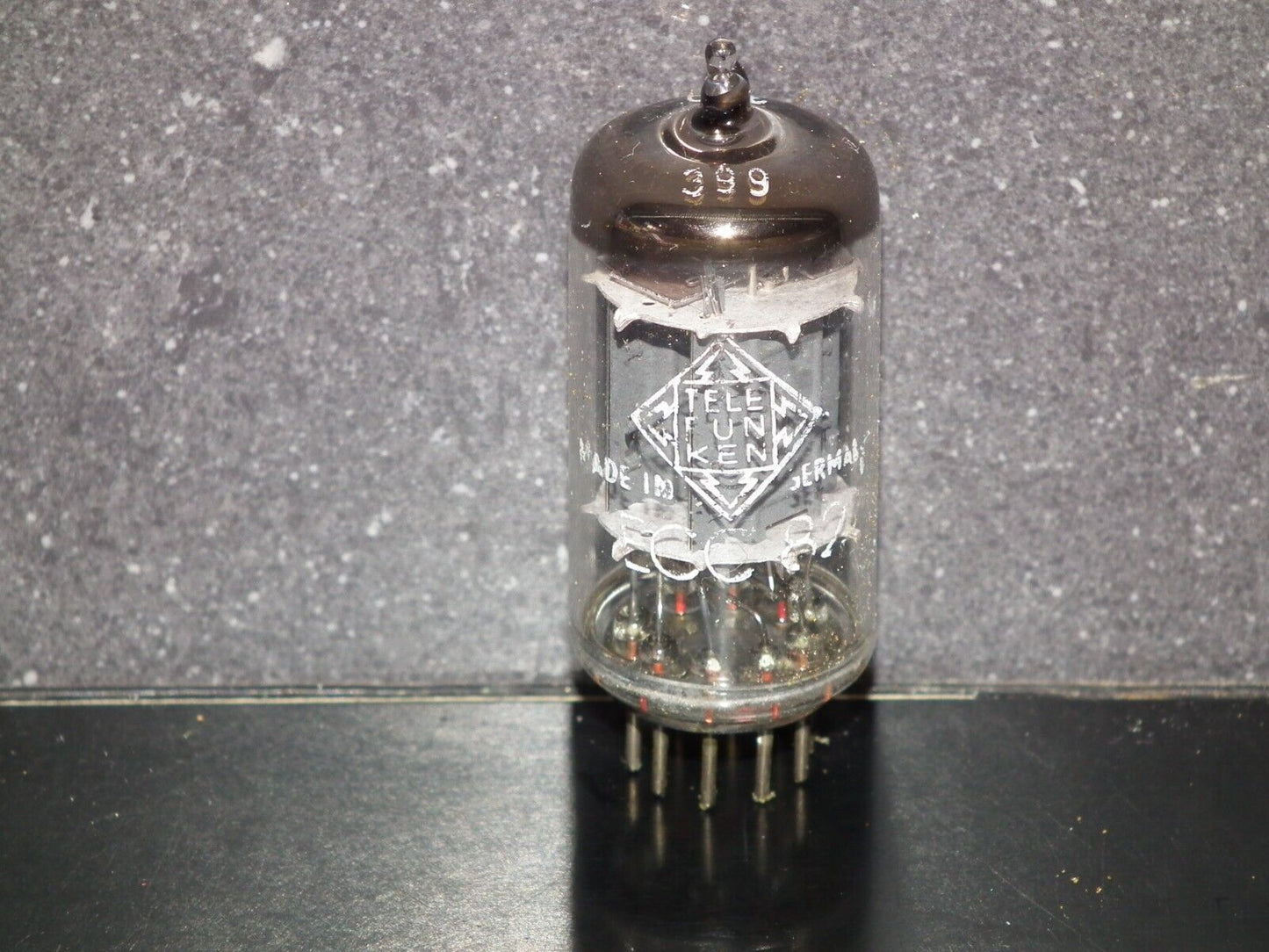 NOS ECC82 Telefunken 12AU7 Diamond Bottom Same Codes West Germany