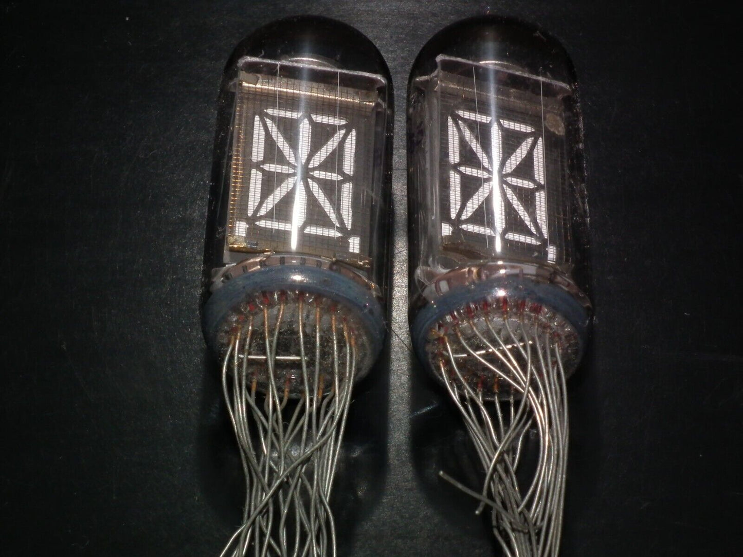 LOT OF 2 IV-17 Reflektor Soviet Nixie tubes