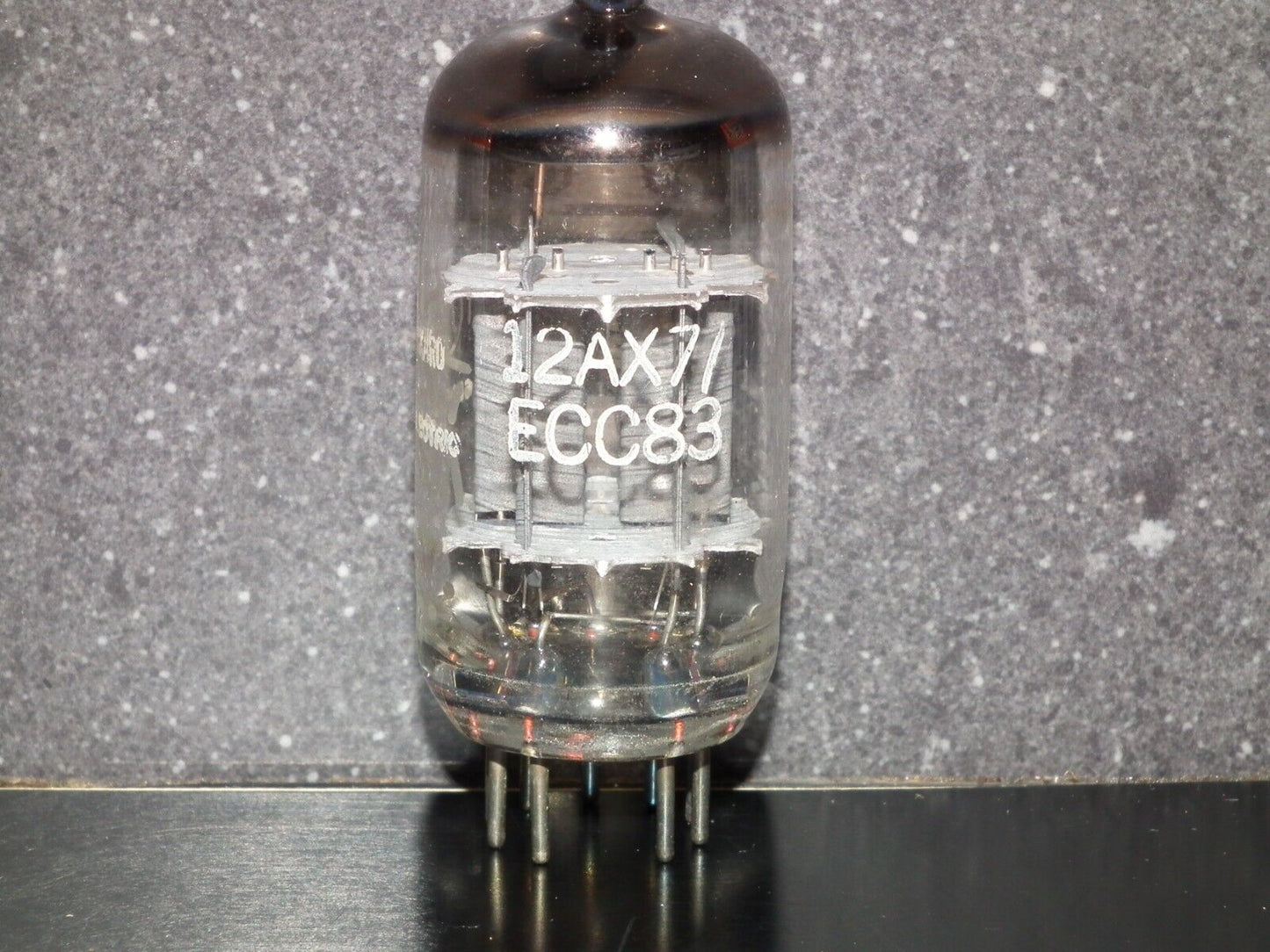 12AX7 General Electric ECC83 tested NOS Balanced sections, No microphonics