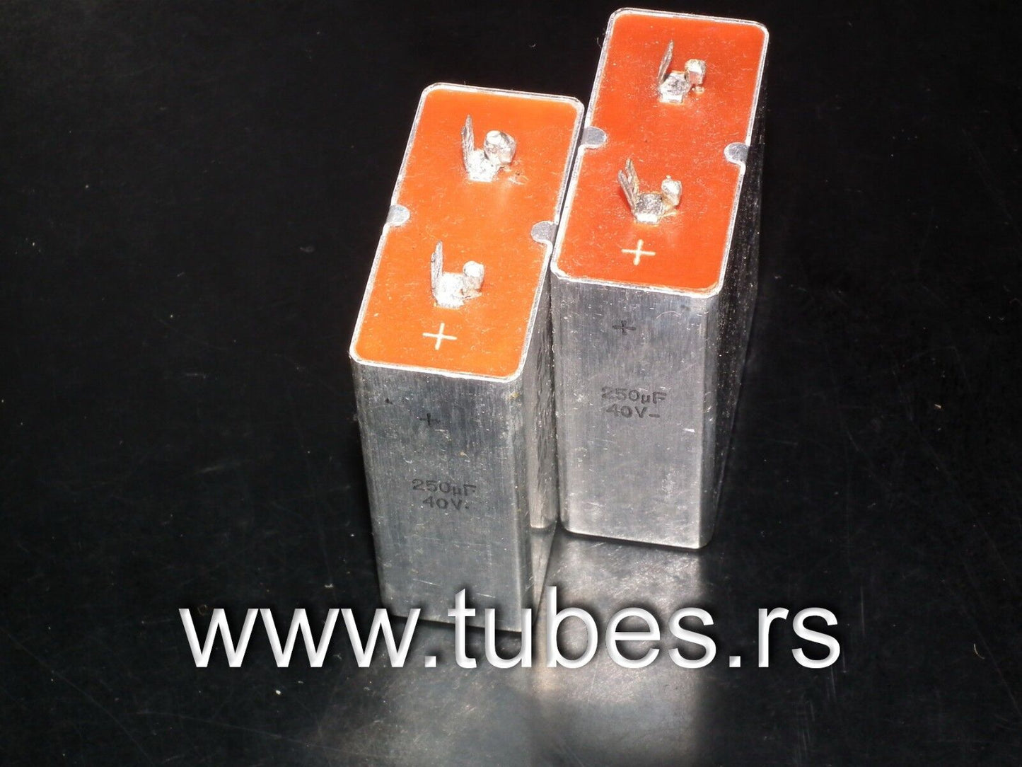 Two vintage Siemens electrolytic capacitors 250uF / 40V Klangfilm, West Germany
