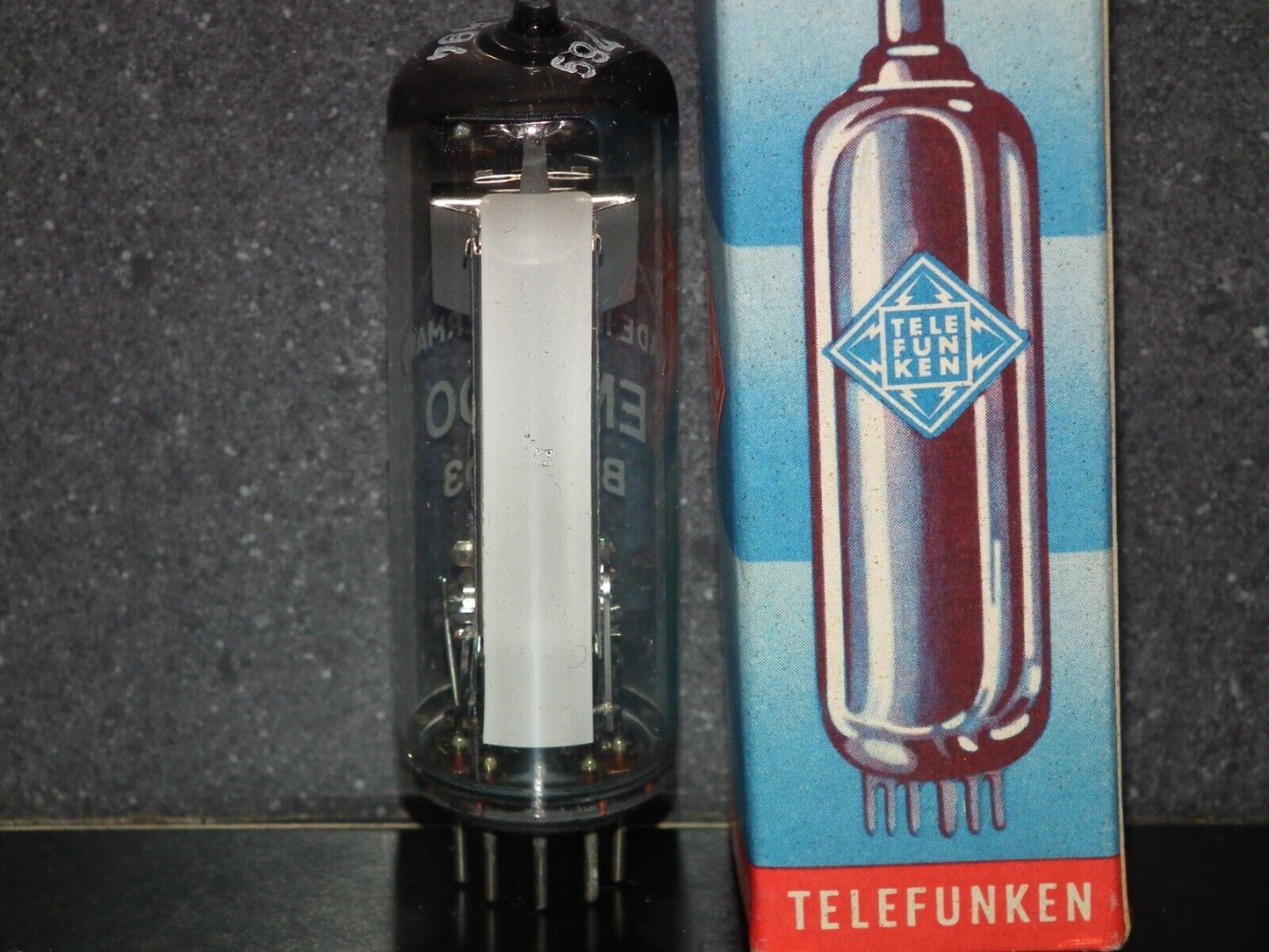 EM800 Telefunken NOS NIB Rare Magic Eye Tuning eye tube - Diamond Bottom -Tested