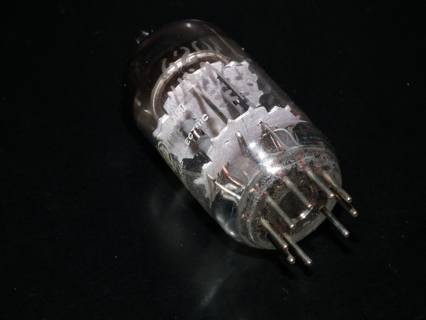 One 6201 GE 12AT7WB Rebranded HP tested 85% of NOS