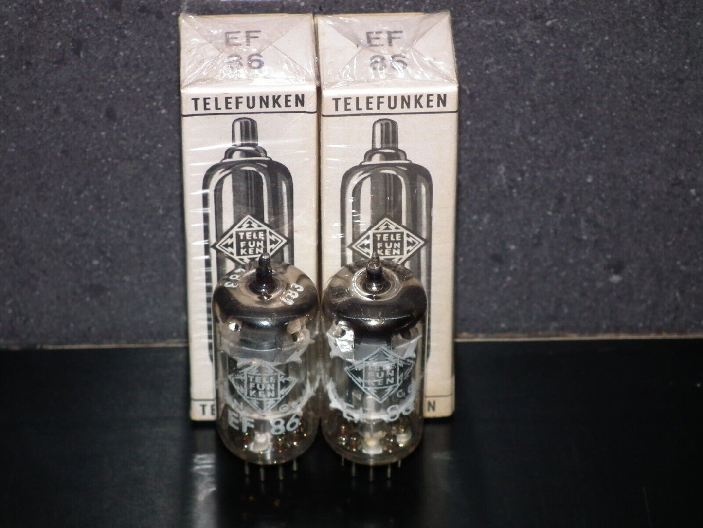 ONE (1pcs) NOS NIB Sealed EF86 Telefunken Silver, Diamond bottom Low Noise
