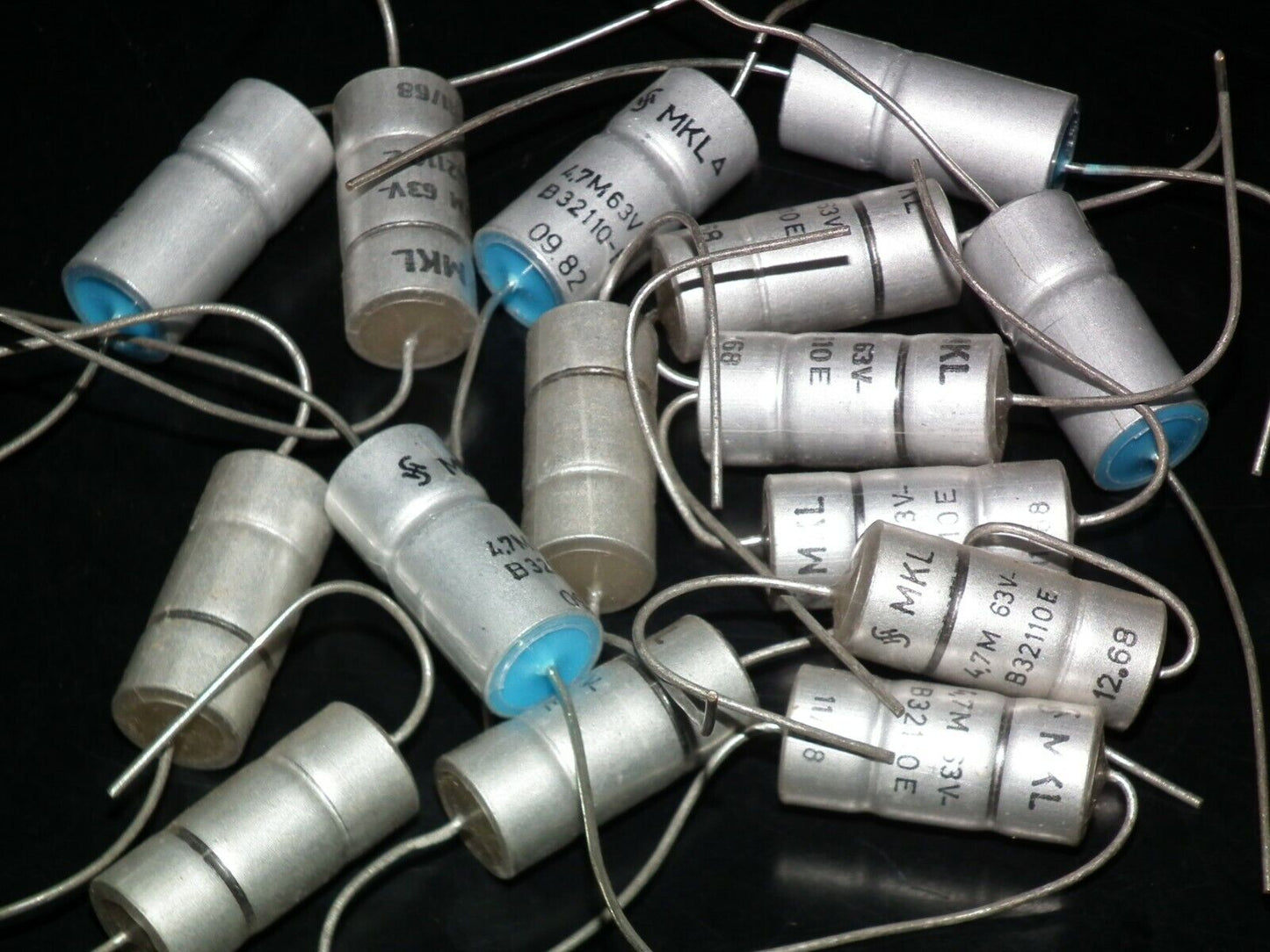 Two NOS vintage Siemens MKL Capacitors 4.7mfd 63V Klangfilm West Germany 1968