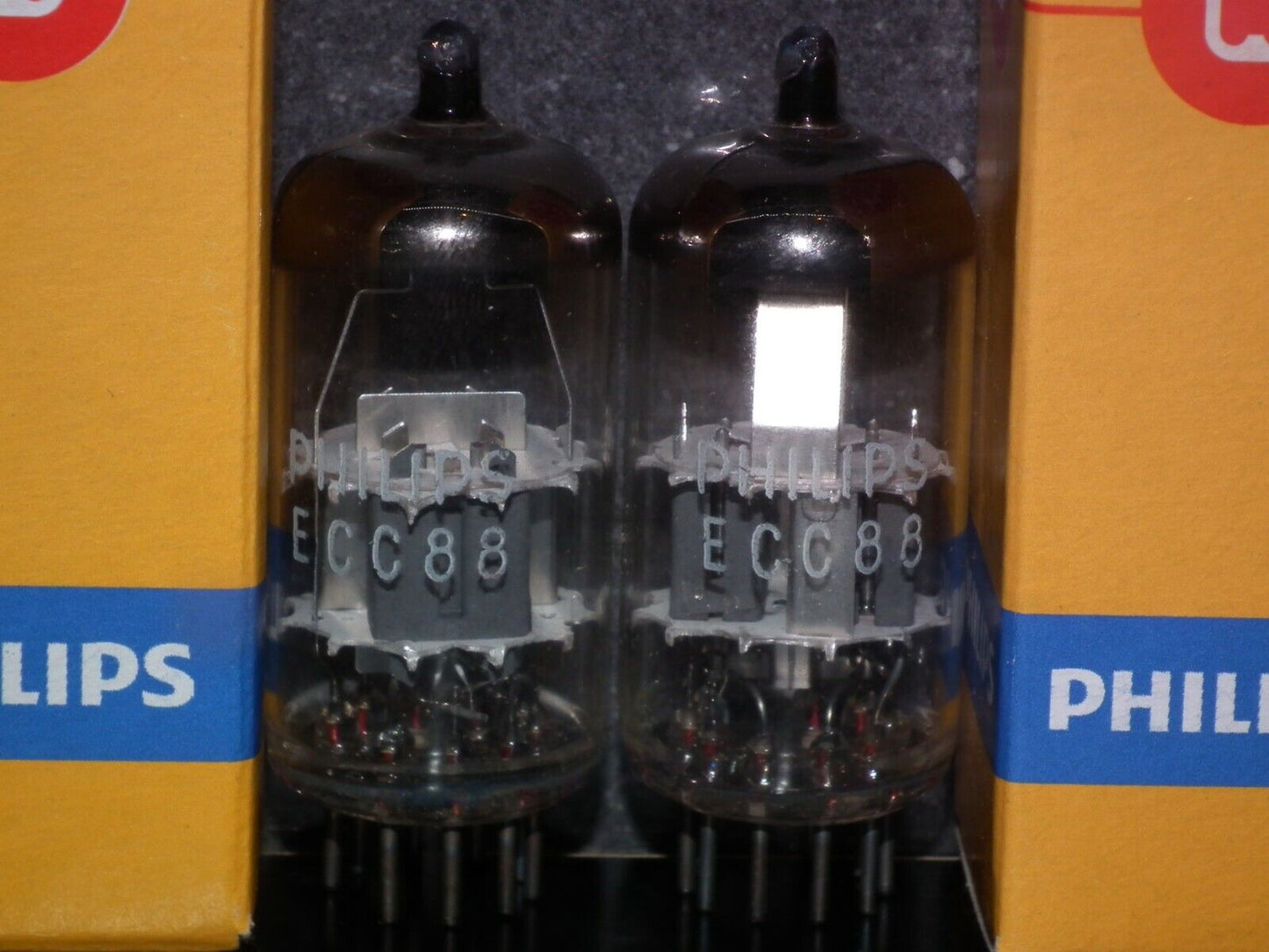 ECC88 6DJ8 Philips Holland NOS Platinum Matched Pair ( A frame ) E88CC 6922 sub