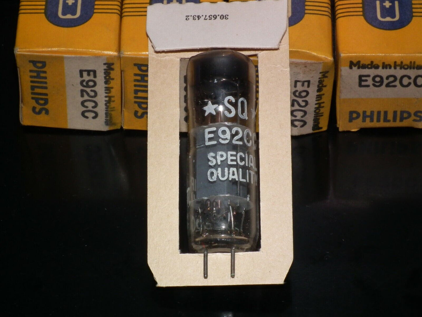 E92CC Philips Miniwatt NOS NIB Ultra RARE Crossfoil D Getter