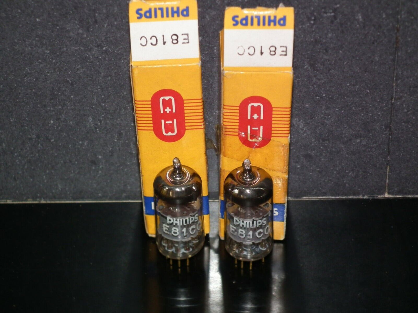 Valvo 6201 (ECC81 12AT7) NOS matched pair rebranded Philips RARE DISC GETTER