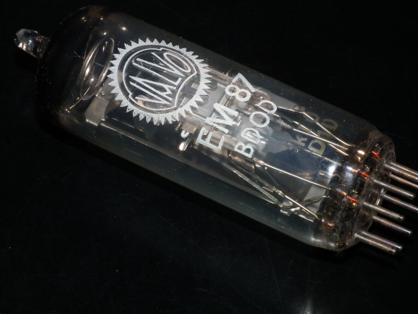 One (1 pcs) EM87 Valvo NOS NIB Tuning Indicator Tube Magic Eye