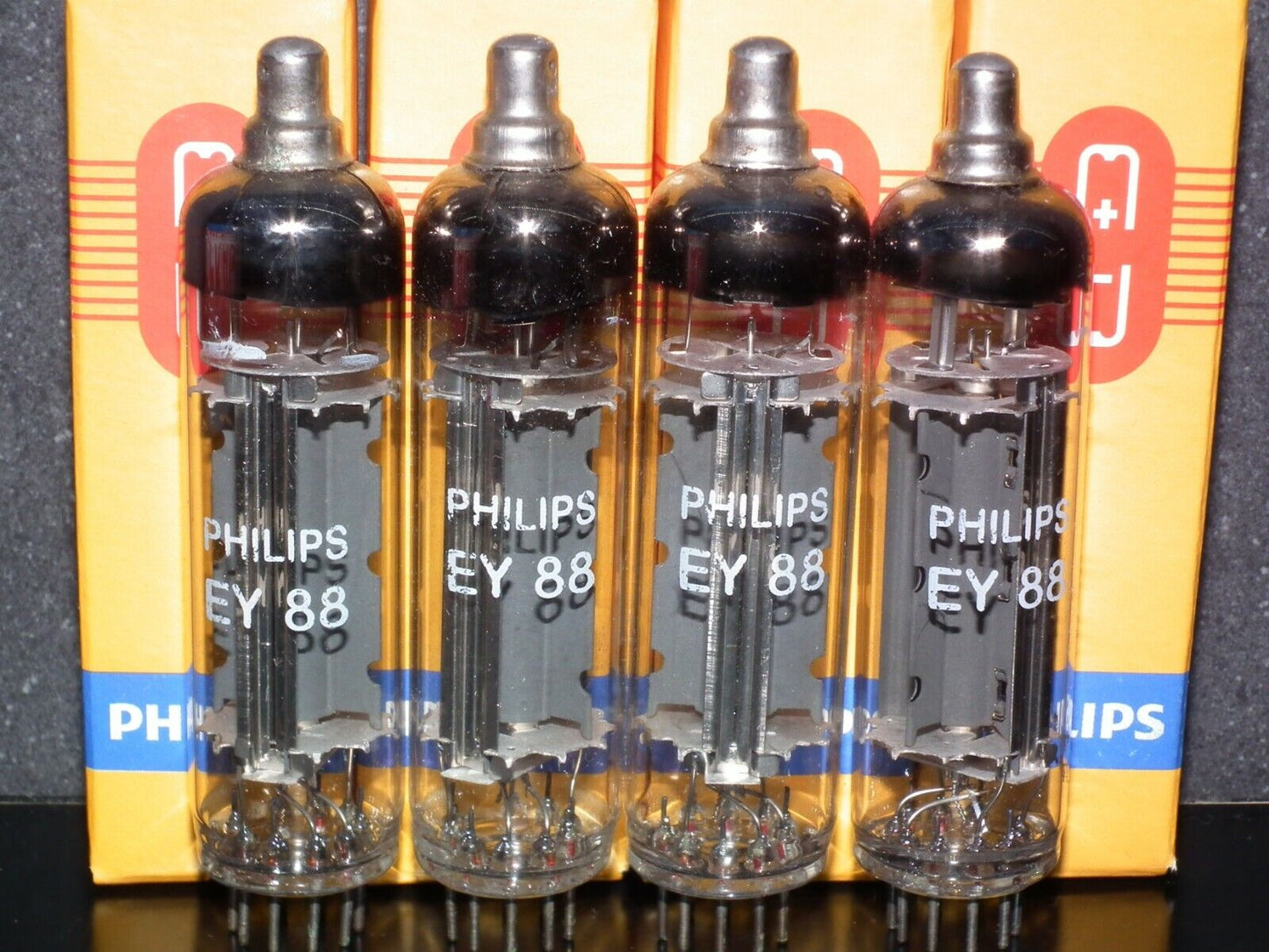 One (1 pcs) EY88 6AL3 Philips dumper booster diode NOS NIB - slow start tube HV