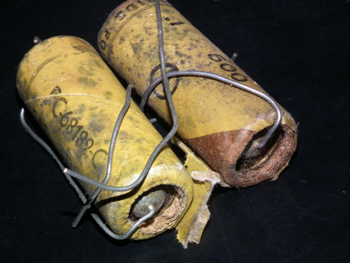 Two vintage Aerovox capacitors 0.1uF 500V NOS Guitar Amp MICAMOLD WAX PAPER