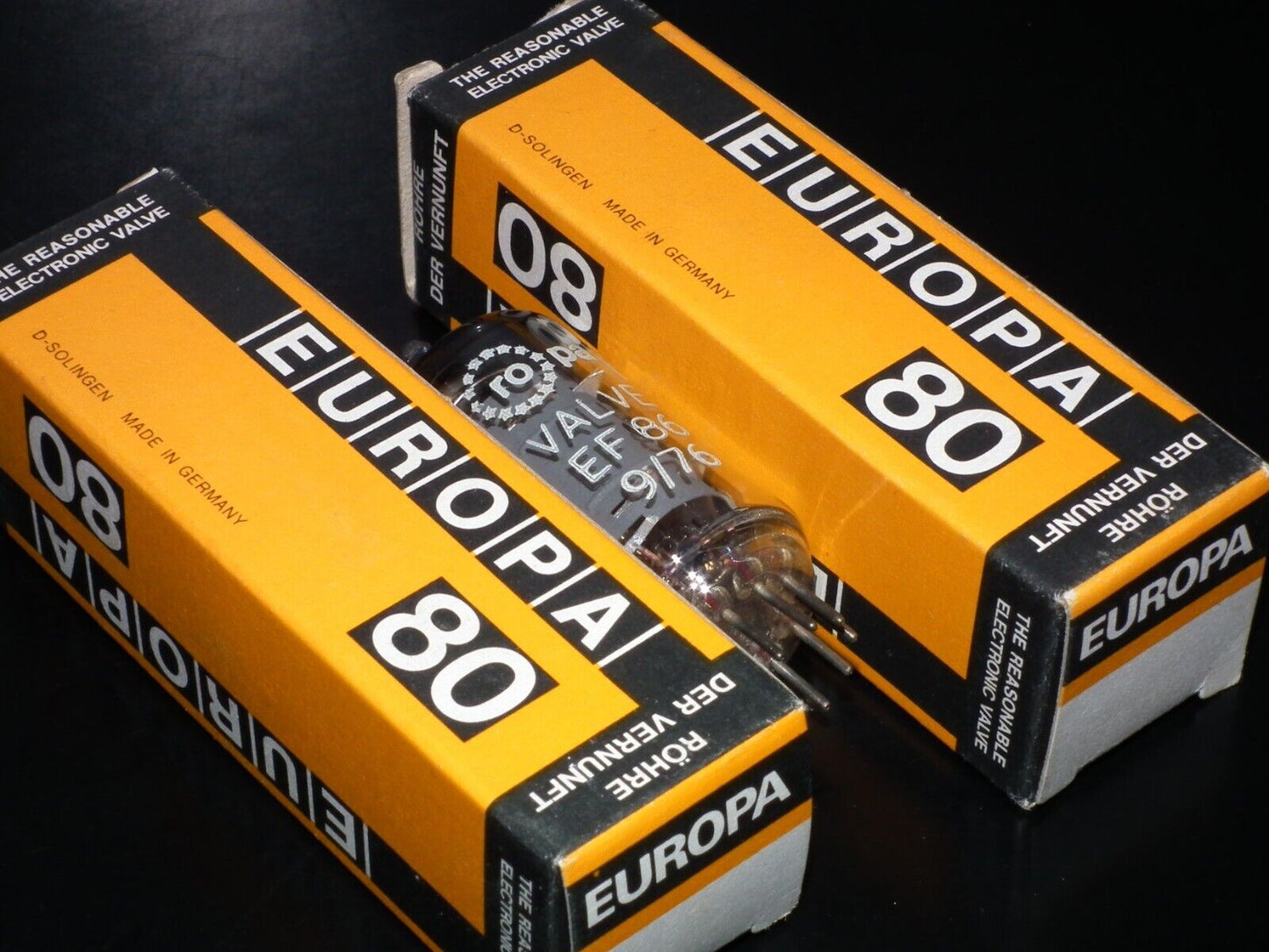 One (1 pcs) EF86 EUROPA 80 6267 NOS Made back in 1976 in West Germany