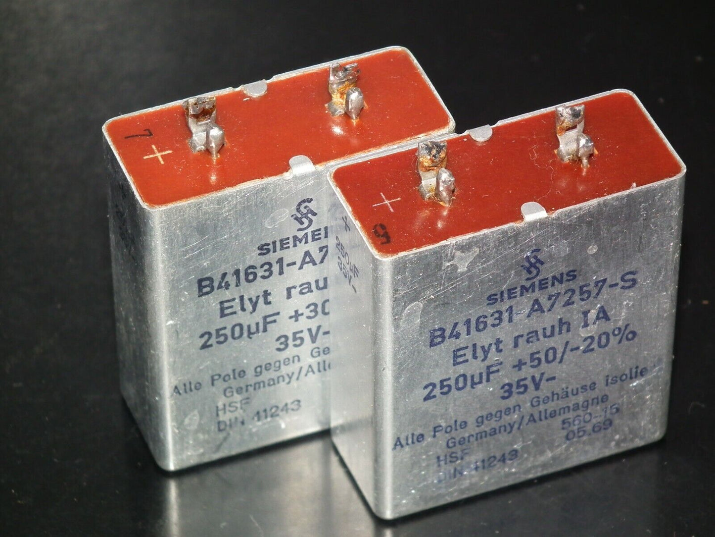 Two vintage Siemens electrolytic capacitors 250uF 35V Klangfilm Hiend tube audio