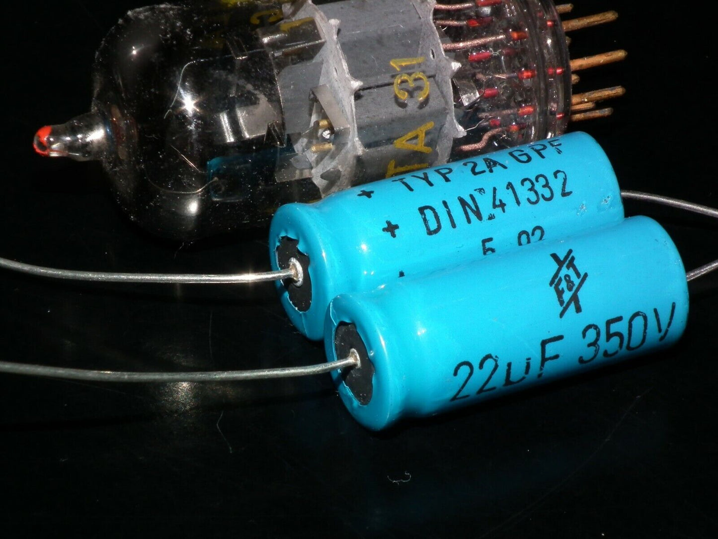 Two vintage NOS F&T electrolytic capacitors 22uF 350V Made in West Germany 70s