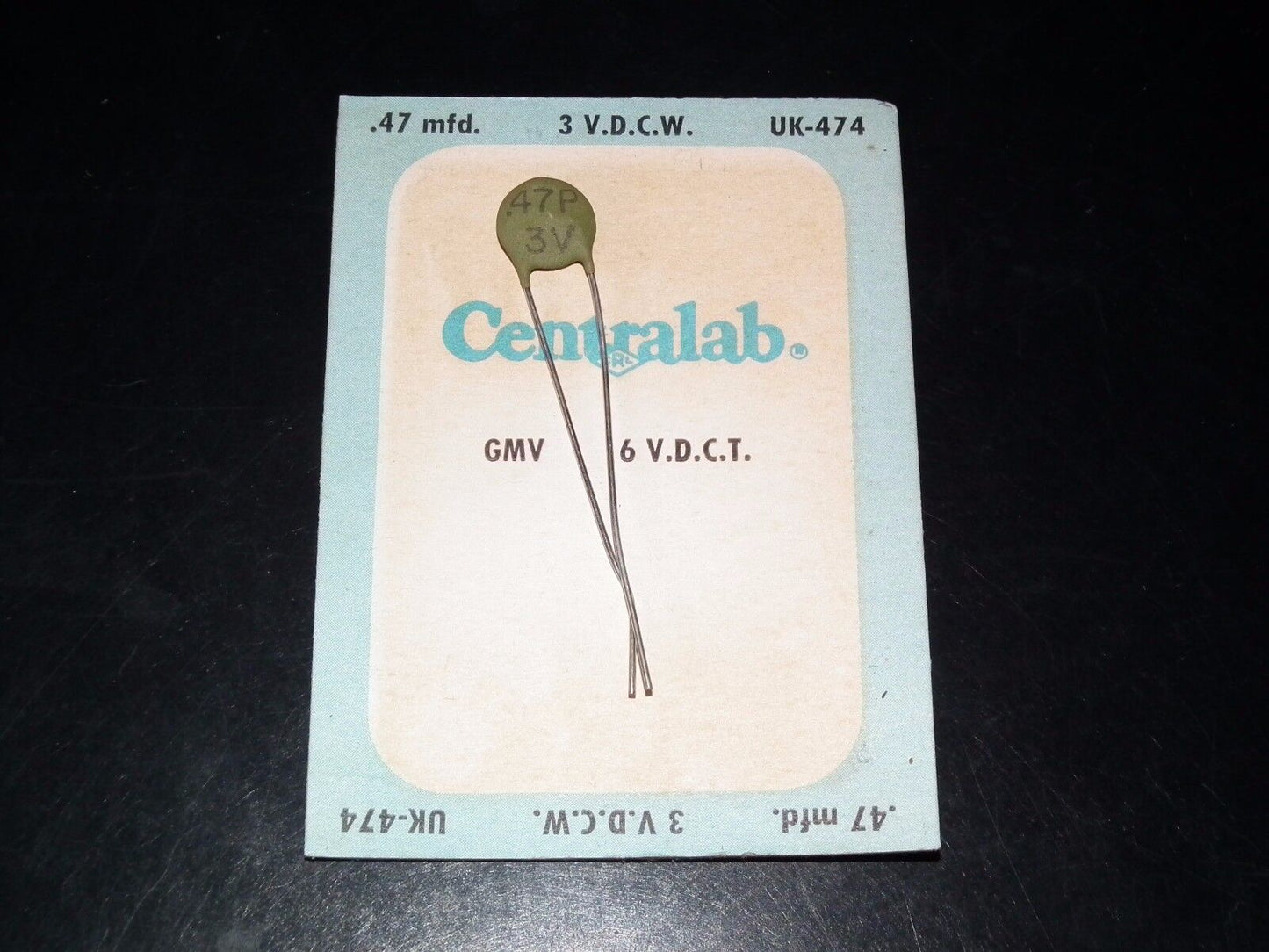 One NOS Centralab Disc Ceramic Capacitor - 0.47uF 3V 470nF
