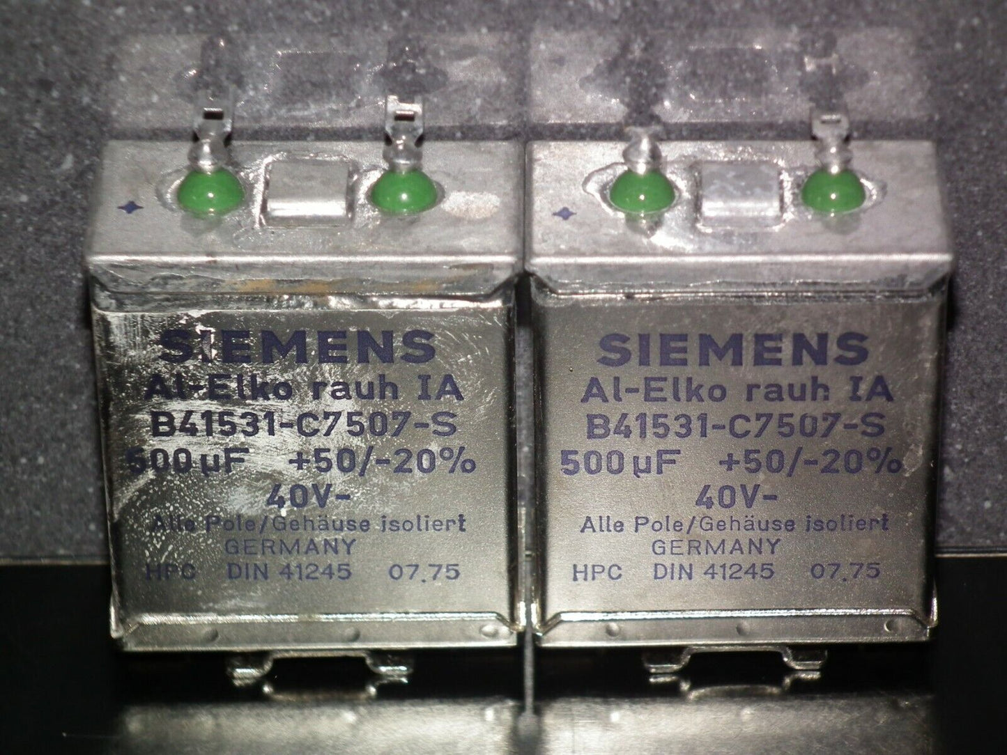 Two NOS vintage Siemens capacitors 500uF 40V Klangfilm audio W.Germany 500mfd