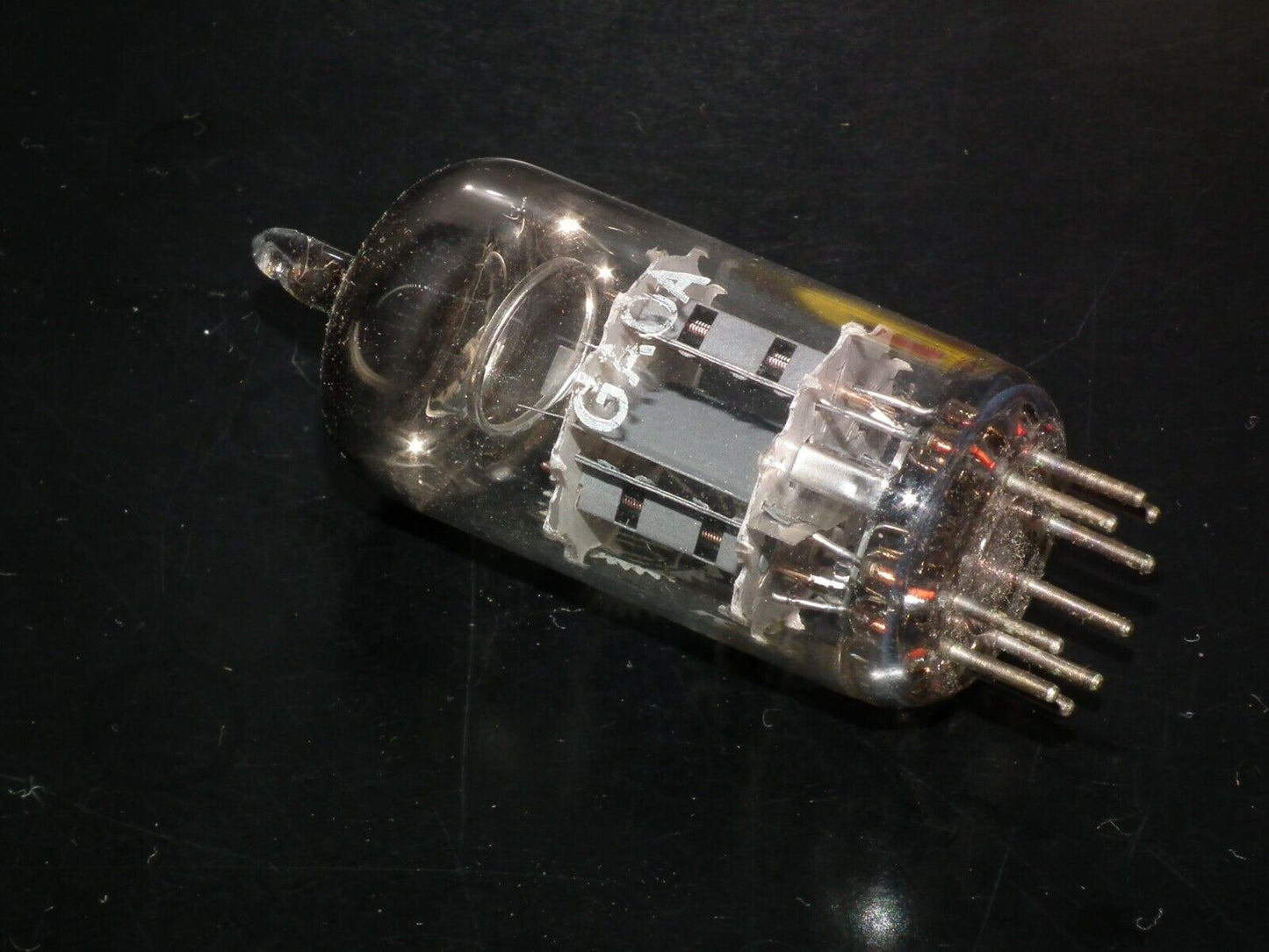 PCC85 Valvo NOS NIB RARE 9AQ8