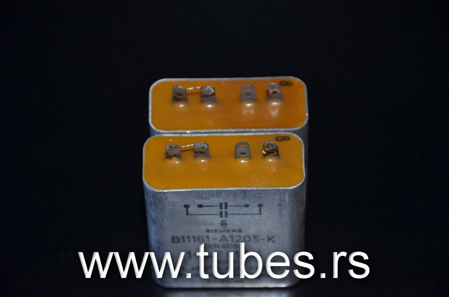 Two vintage Siemens PIO capacitors 1 uF + 1 uF 160V Klangfilm tube audio 1+1mfd