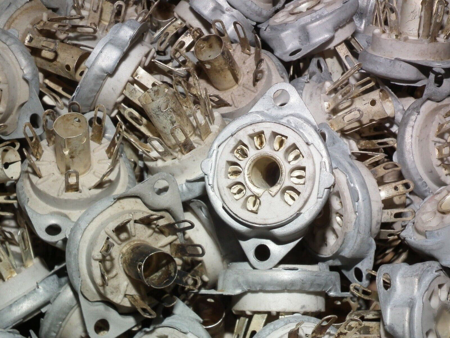 VINTAGE NOS Noval Vacuum Tube Ceramic Socket Made by Philips Holland in 60s