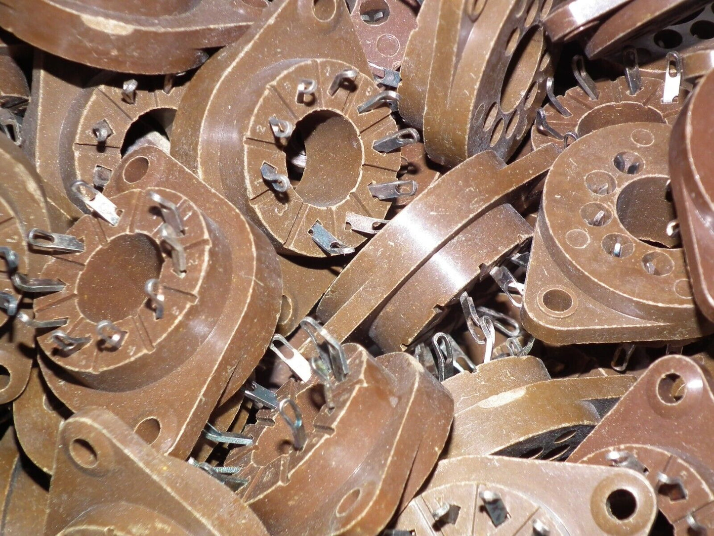 TWO VINTAGE NOS MAGNOVAL Vacuum Tube BAKELITE Sockets Valve Base PL519 EL509