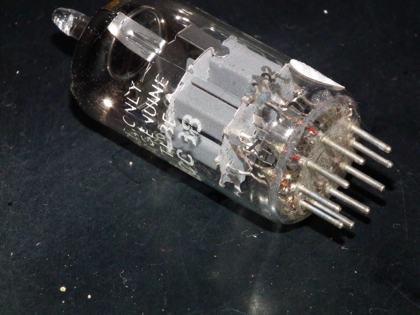 One (1 pcs) ECC88 Siemens 6DJ8 RARE Gray Shield Dual Stage Getter Rebranded GEB
