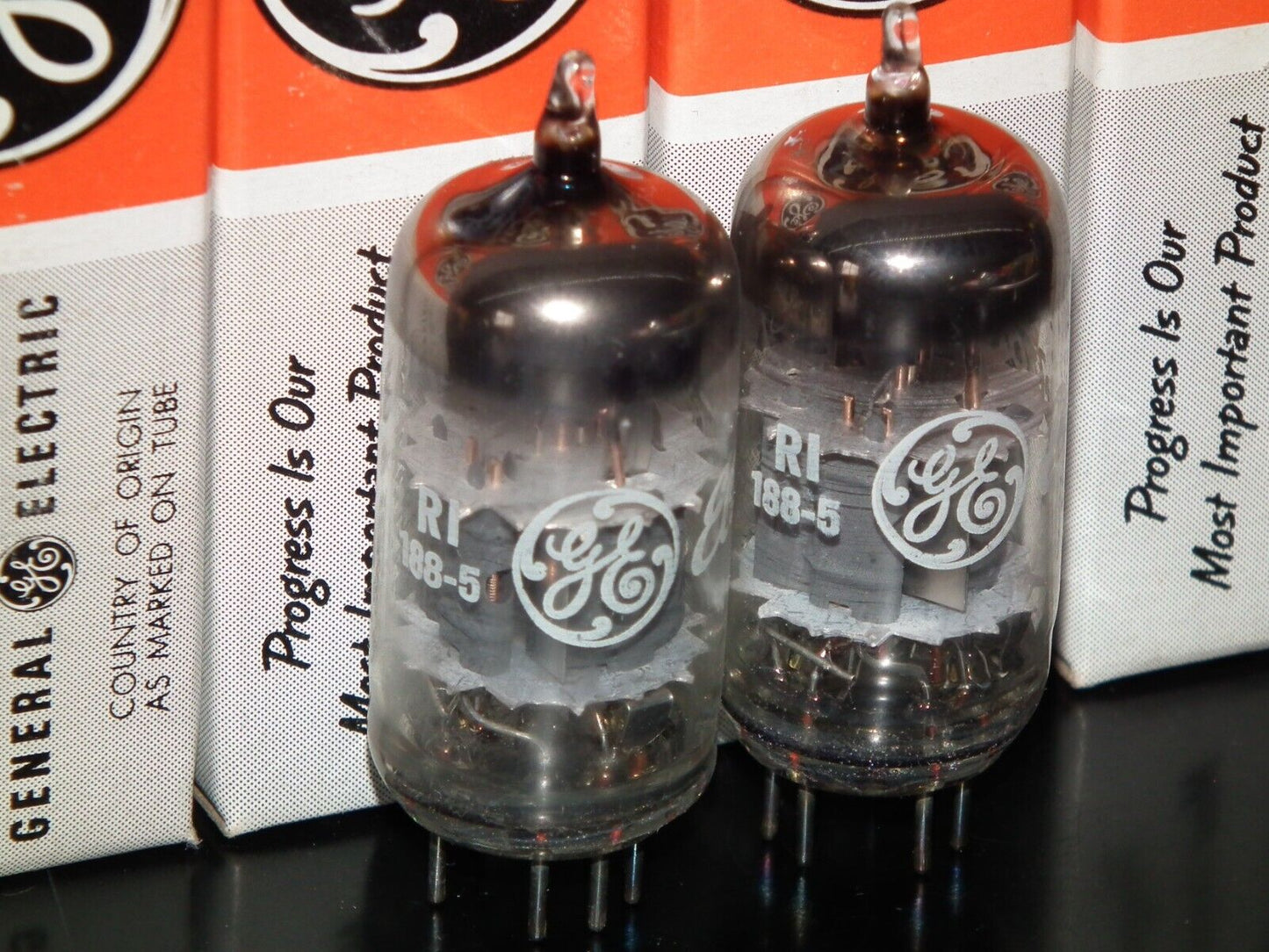 Platinum matched pair 6678 General Electric 6U8A NOS NIB 6GH8A ECF82 6EA8