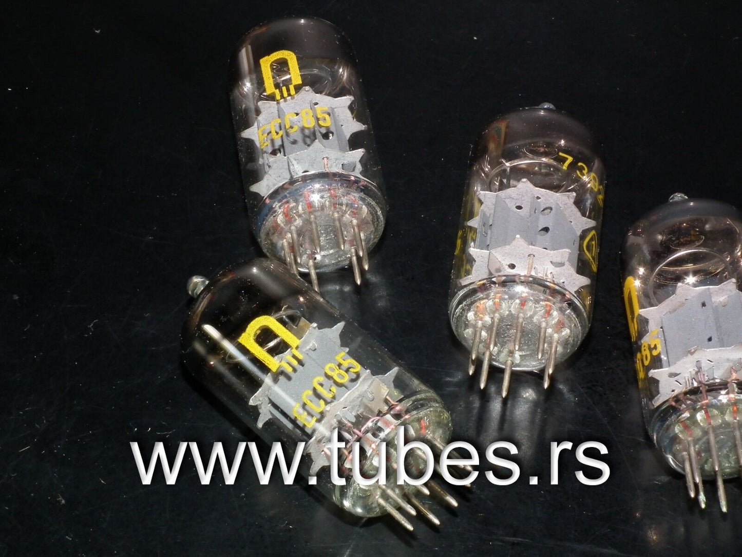 ECC85 RFT 6AQ8 Germany NOS big ring getter, Germany 1966 1967