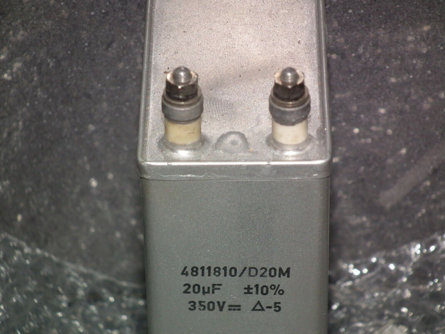 Two vintage Siemens PIO capacitors 20 uF / 350V Klangfilm tube audio