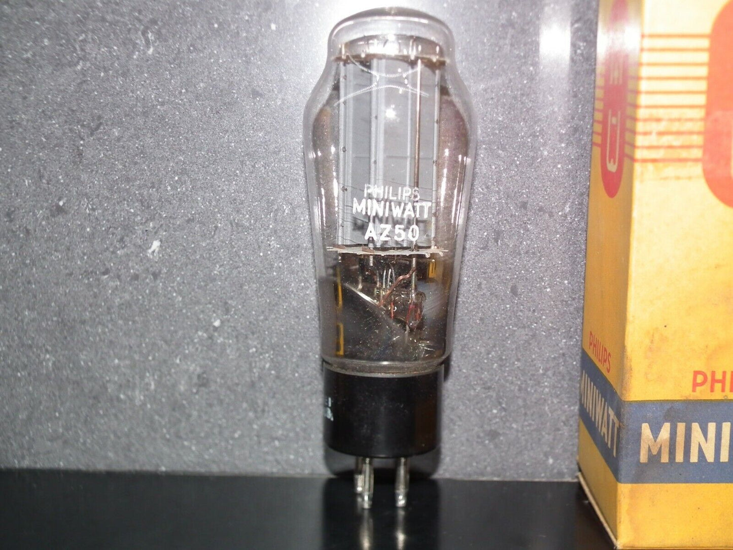 AZ50 Philips rectifier NOS NIB, dual OO getter, Blackburn 1960, WELDED PLATES